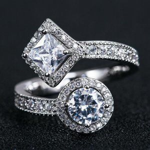 925 Silver Round Cut sapphire fashion ring sz8